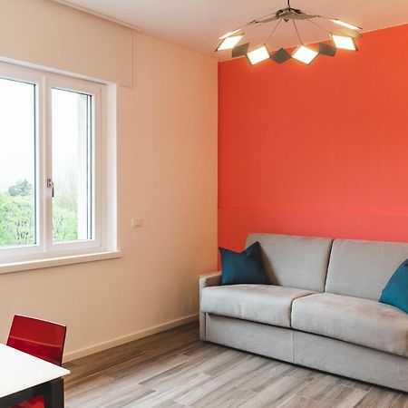 Studio-Appartment - Hotel Lux ميرانو المظهر الخارجي الصورة
