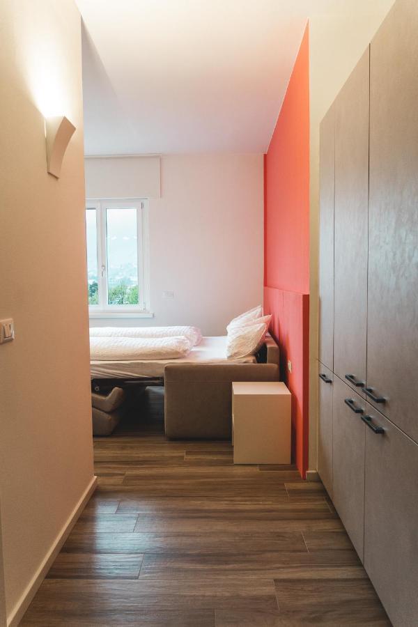 Studio-Appartment - Hotel Lux ميرانو المظهر الخارجي الصورة